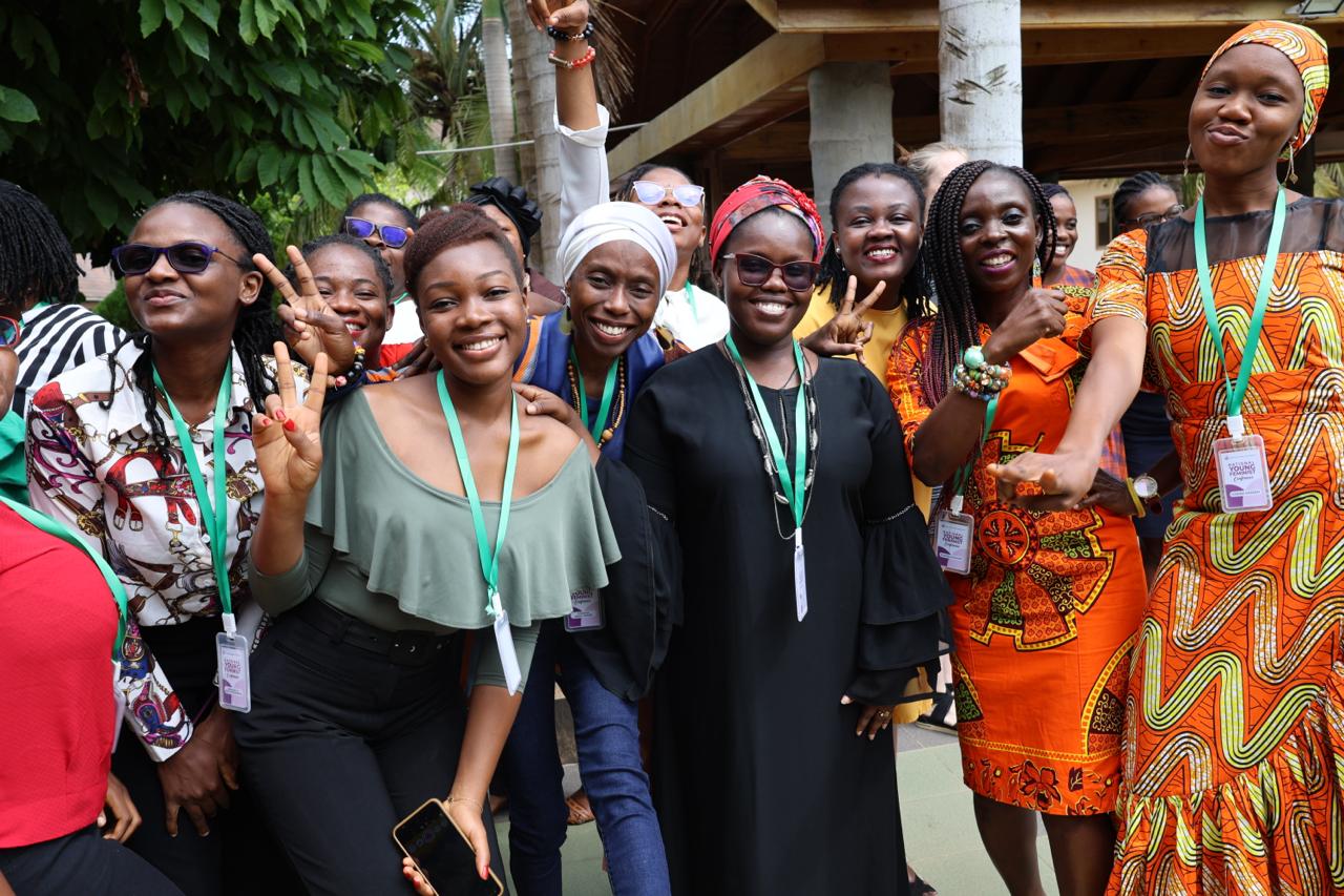 group of NETRIGHT members 